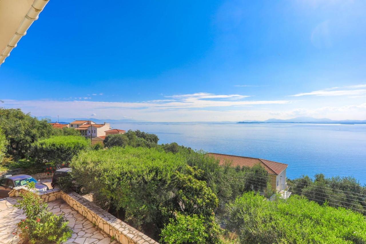 Villa Natasha Katávolos Екстериор снимка