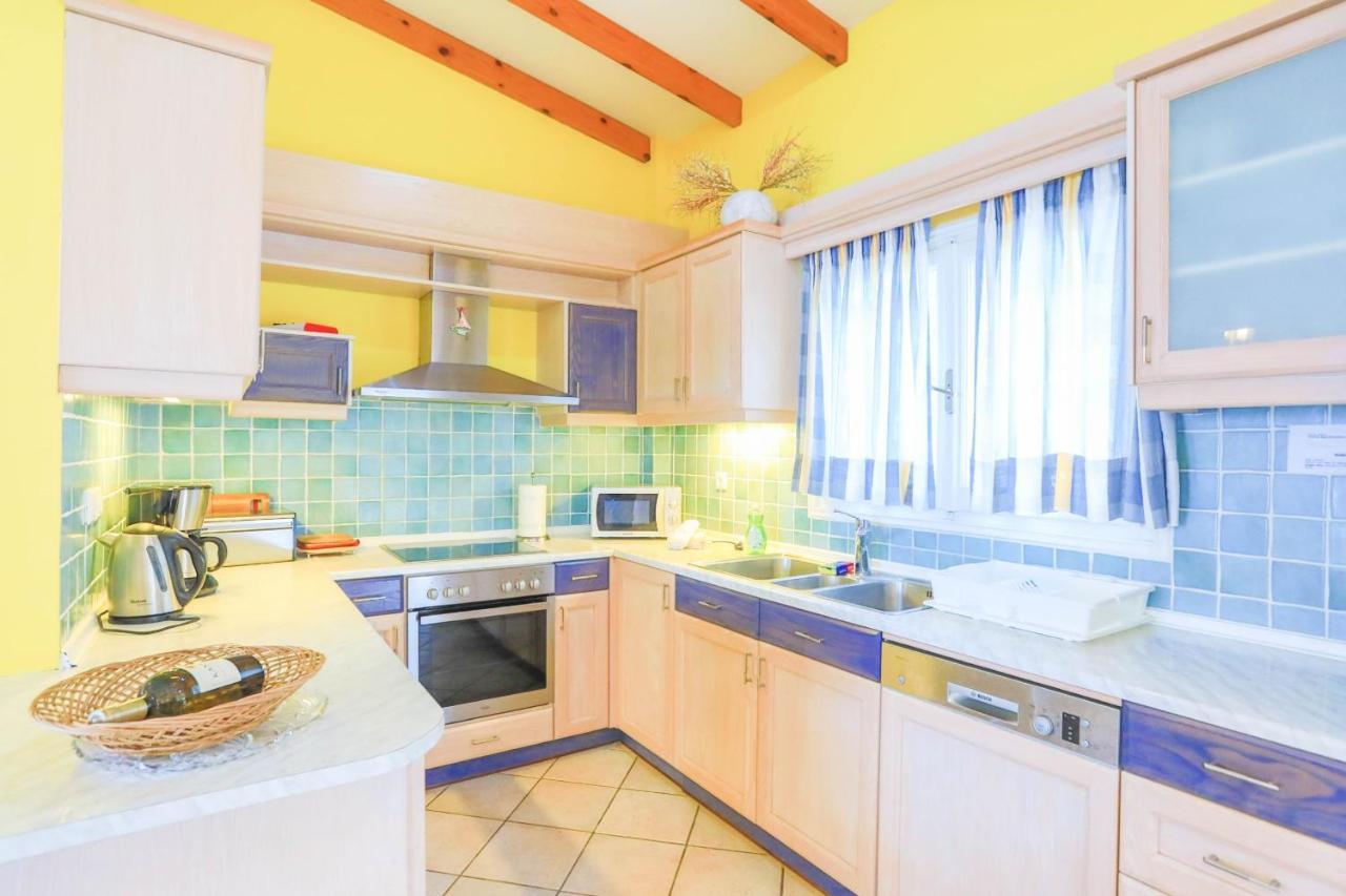 Villa Natasha Katávolos Екстериор снимка